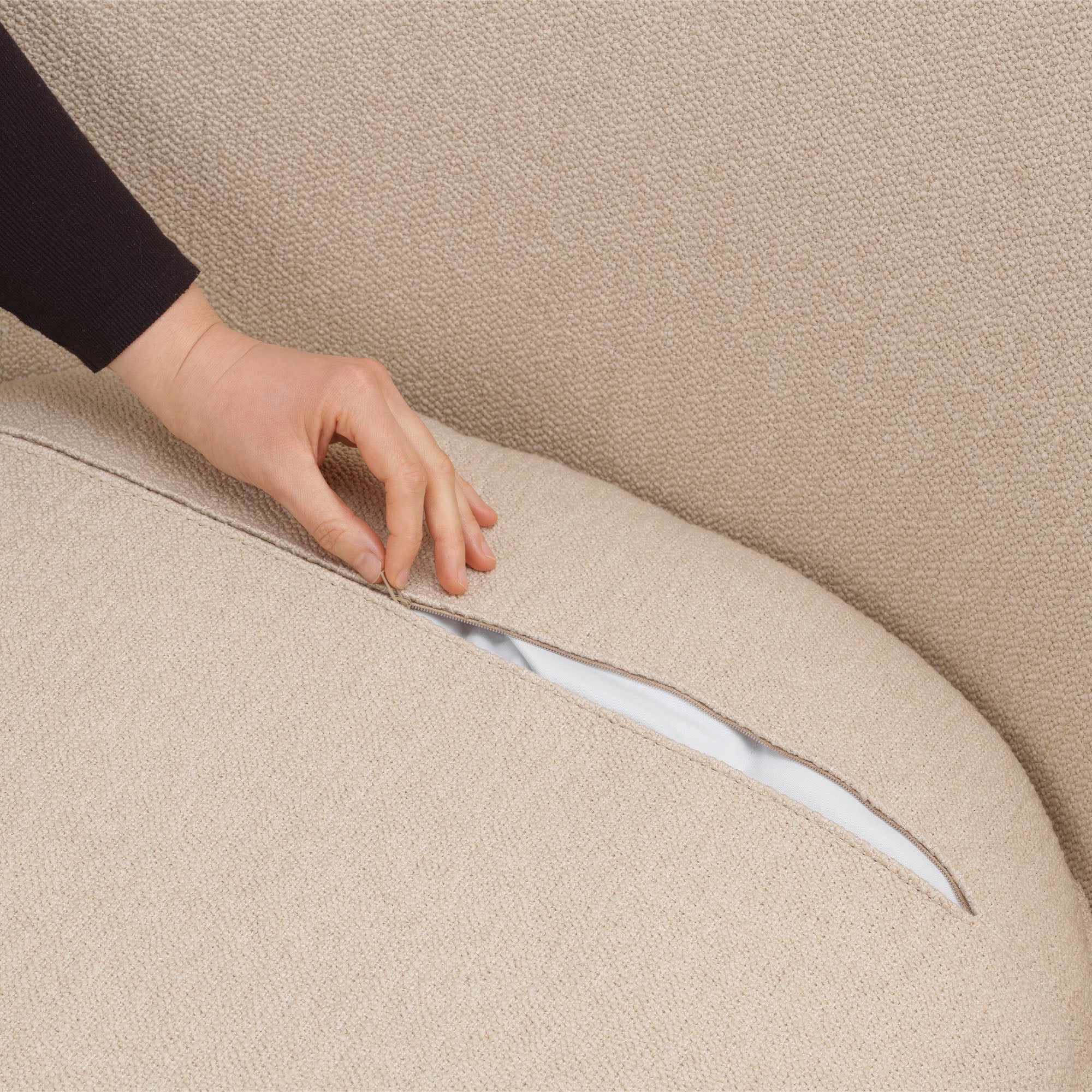 Slow Sofa, canapea cu 2 locuri bază satinată