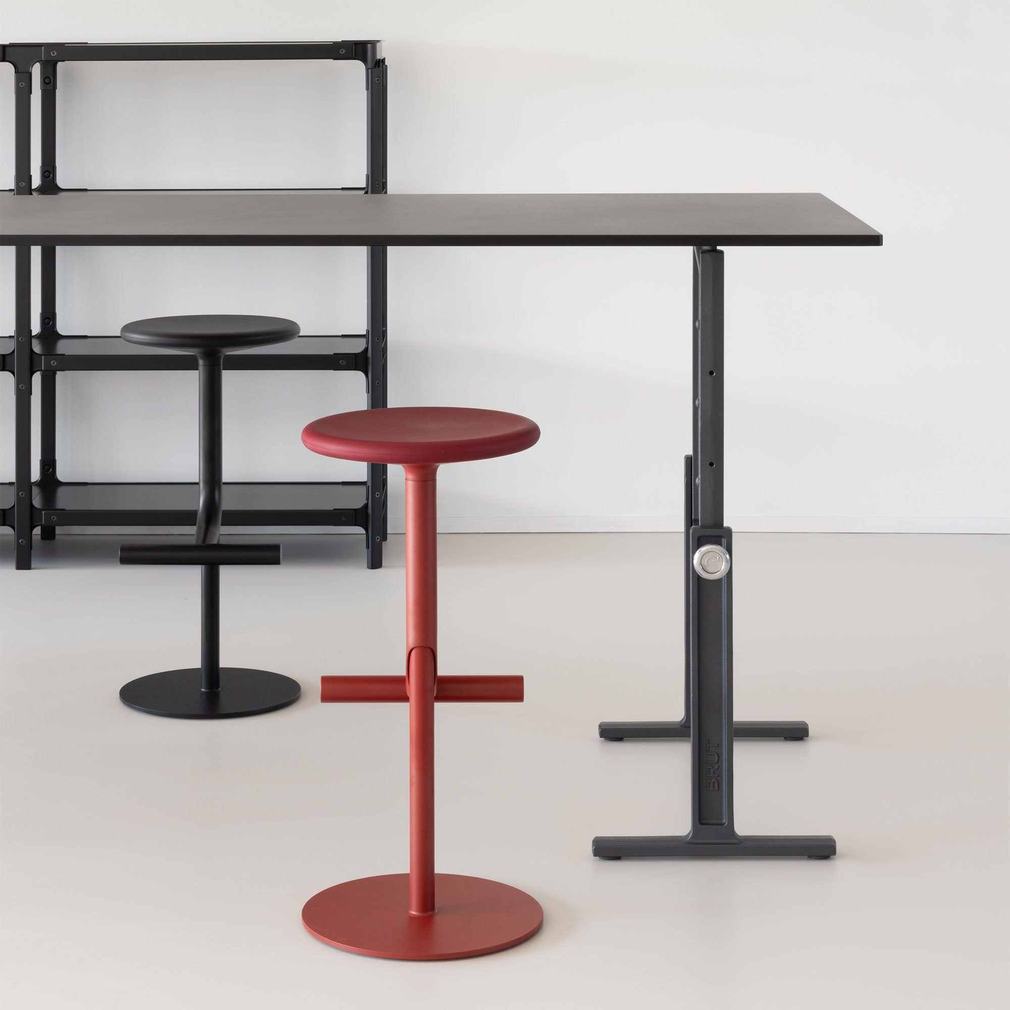 Tibu, scaun de bar rotativ H60/77 cm