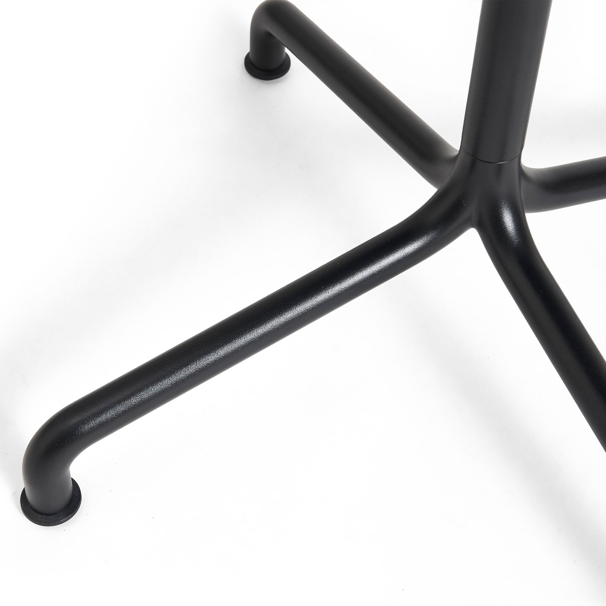 Deville Table, masă rotundă Ø80