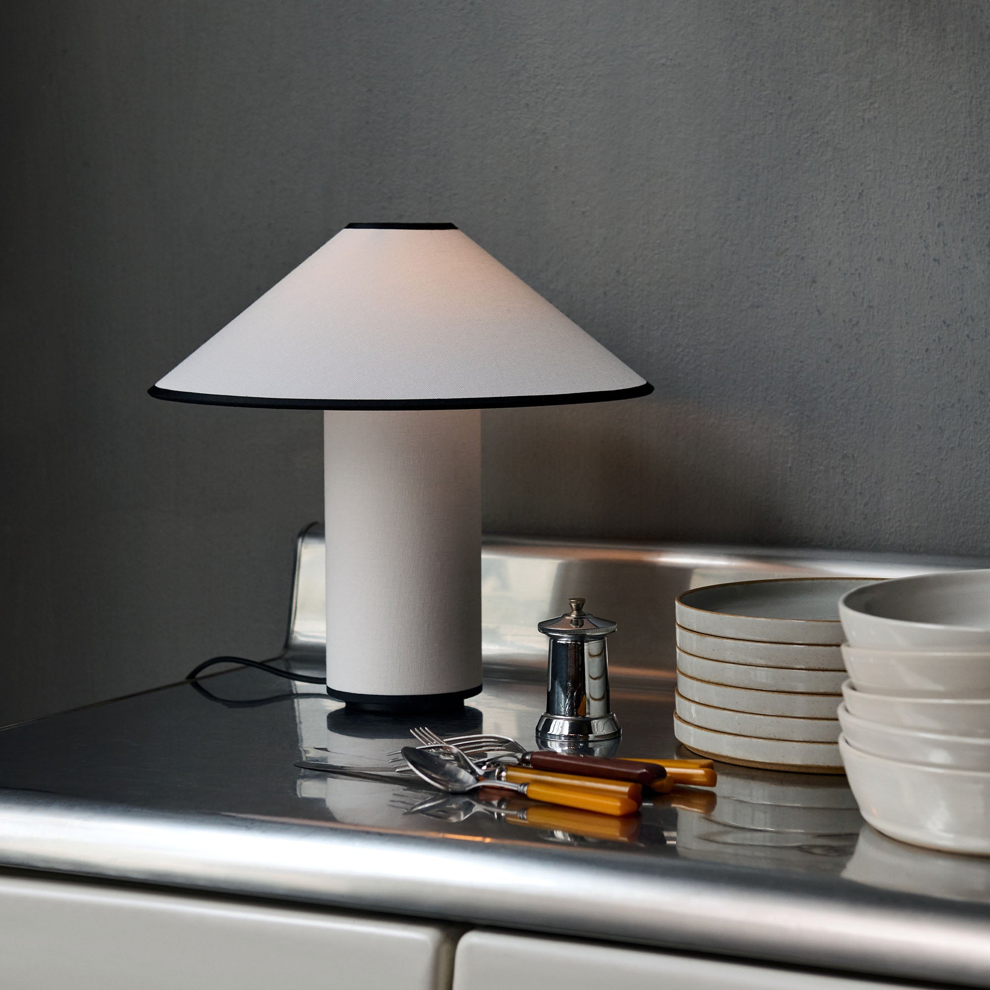 Colette ATD6 Lamp, lampă de masă Ø32 cm