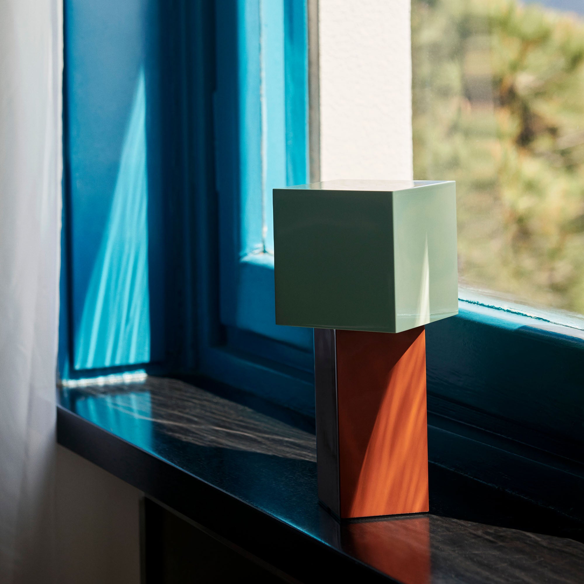 Pivot ATD7, lampă portabilă