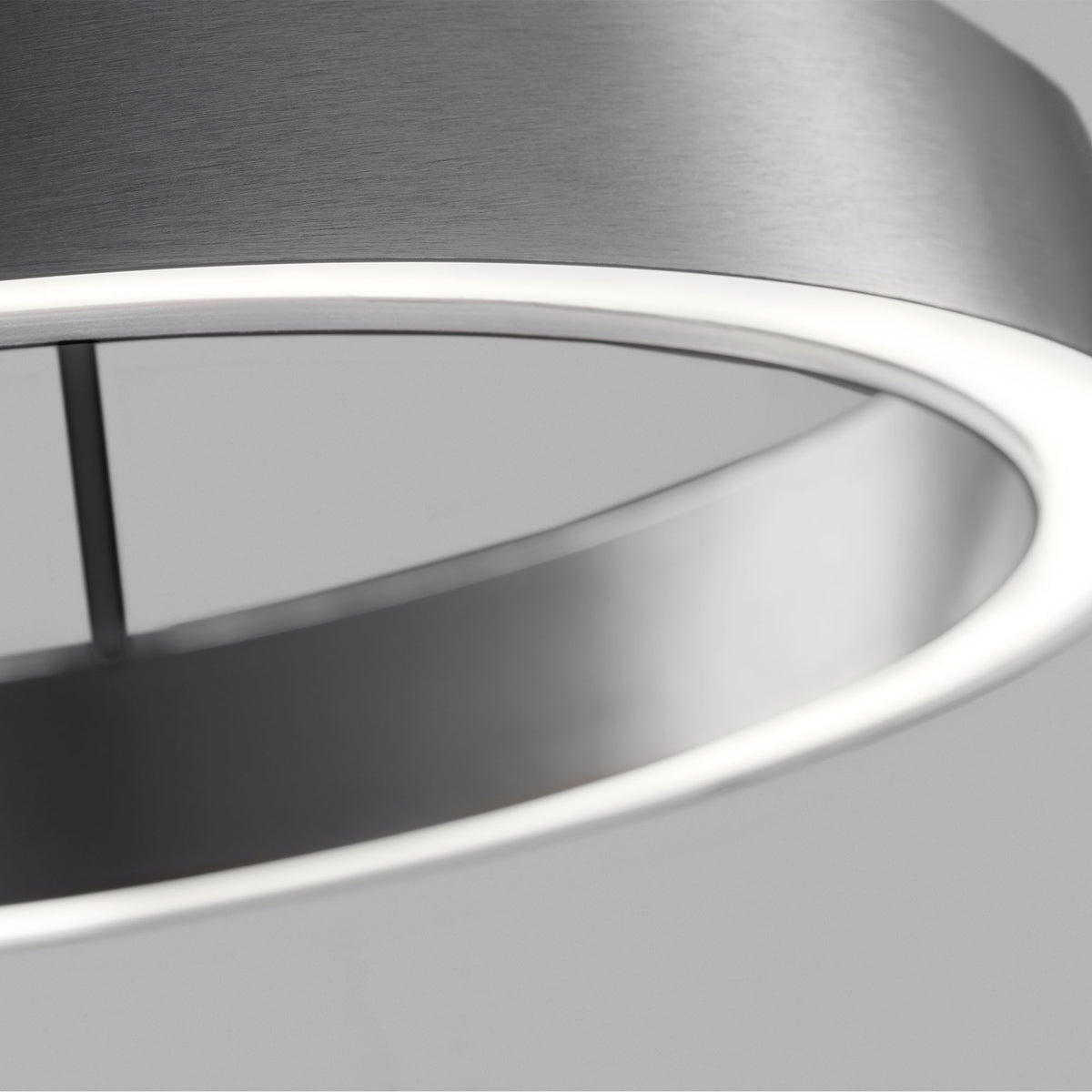 Edge Round, lampă suspendată Ø50 cm