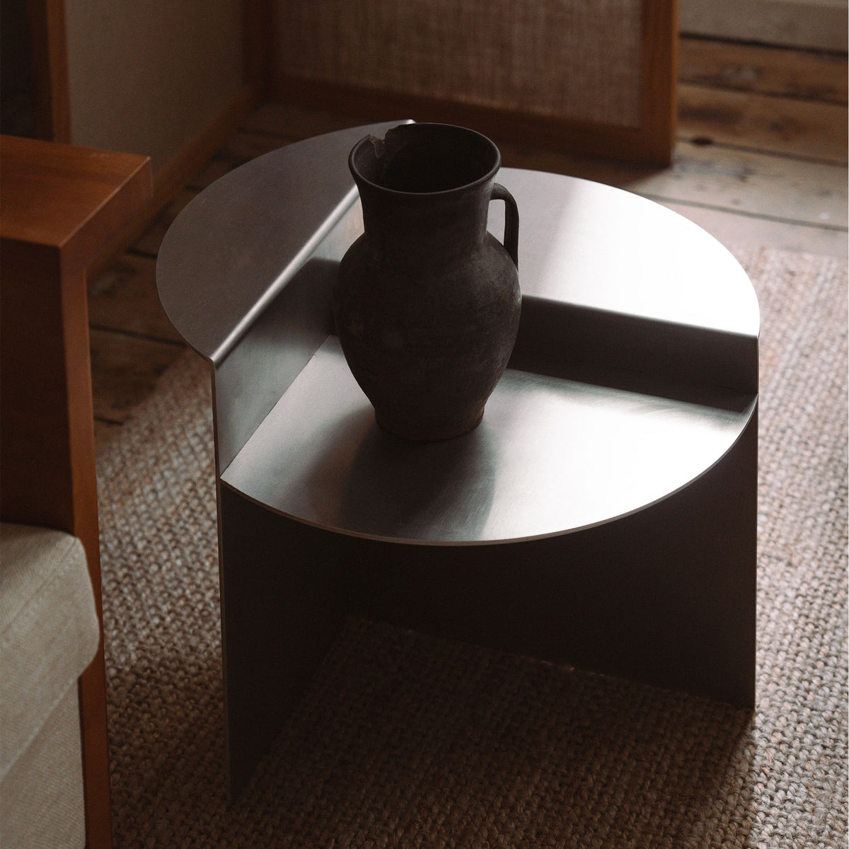Rivet Side Table Aluminium, măsuță ocazională