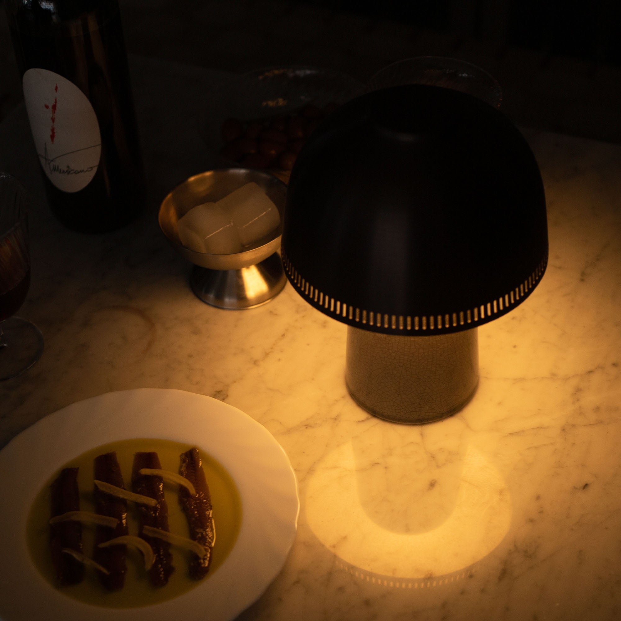 Raku SH8, lampă de masă portabilă