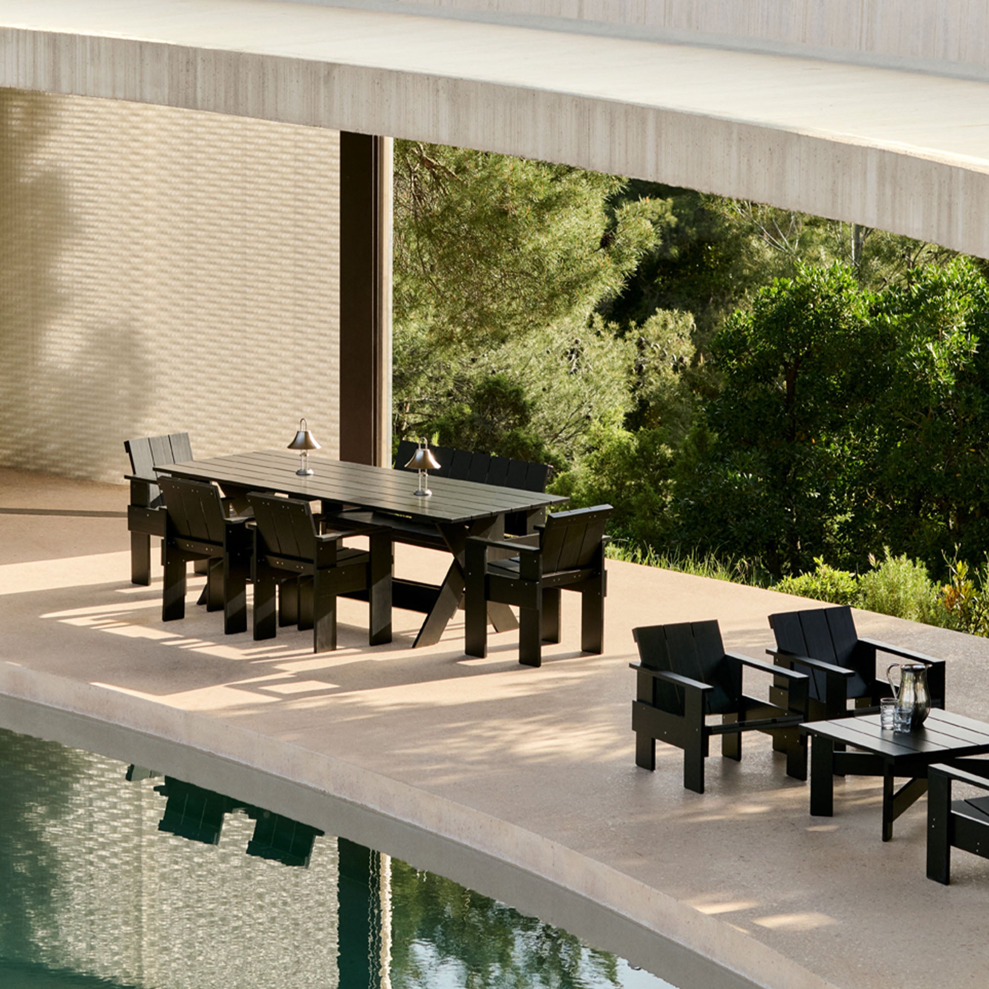 Crate Dining Table, masă de dining pentru exterior 230x89,5 cm
