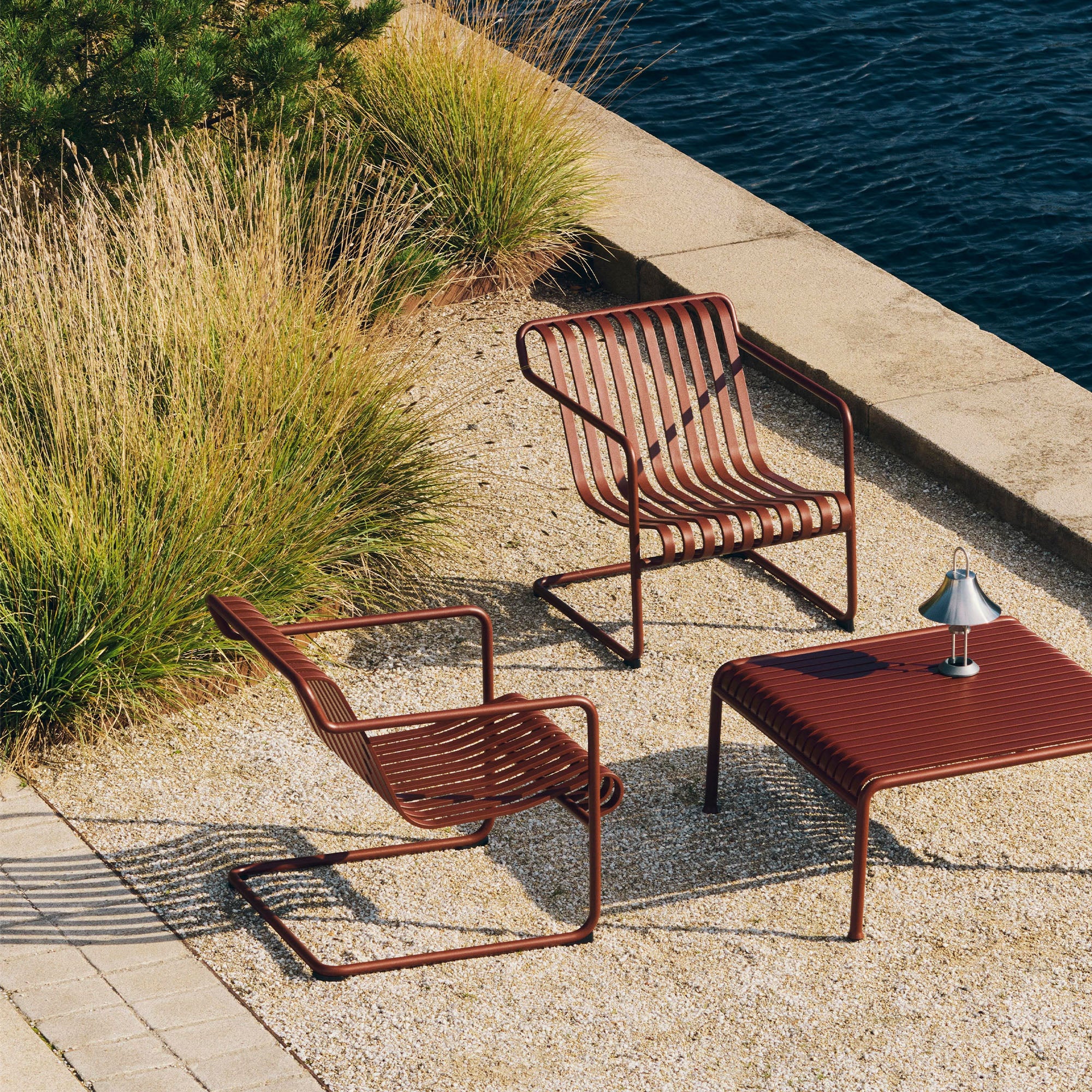 Palissade Cantilever fotoliul lounge cu cotiere de exterior