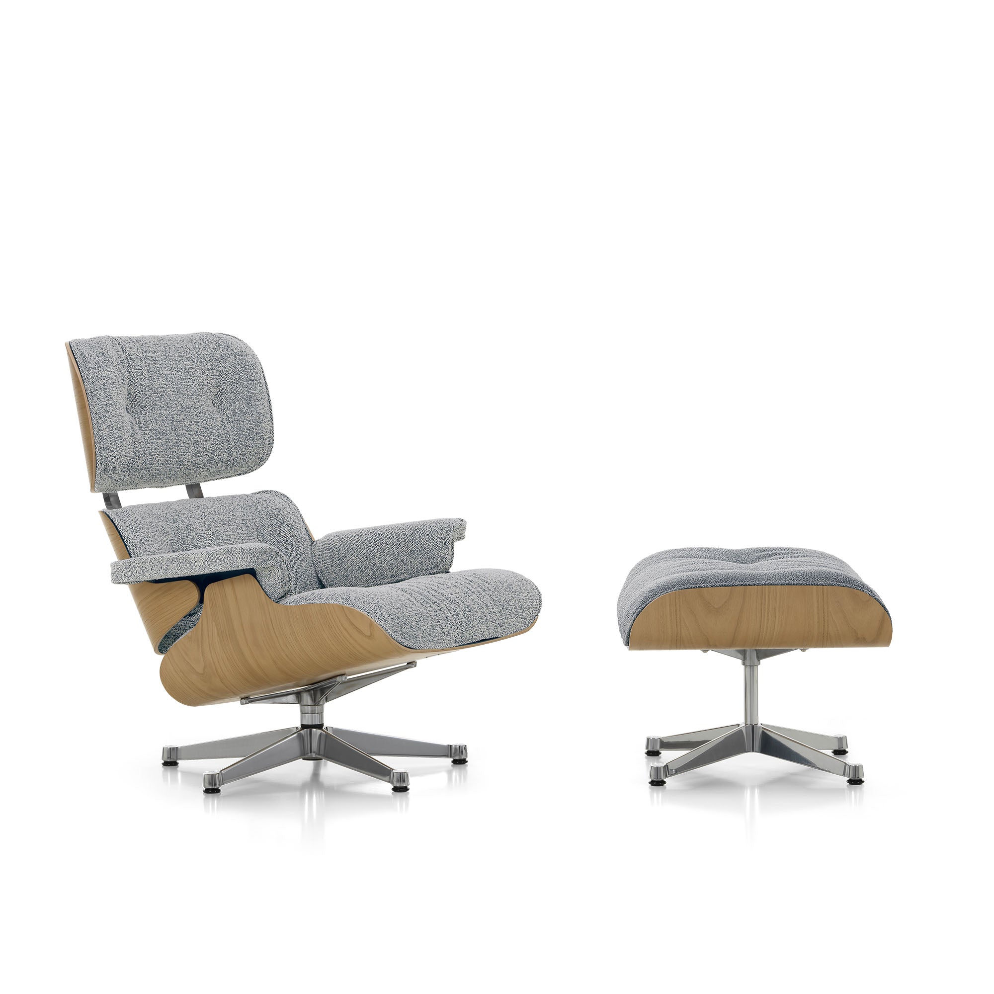 Eames Lounge Chair cu Otoman, lemn de castan și bază satinată