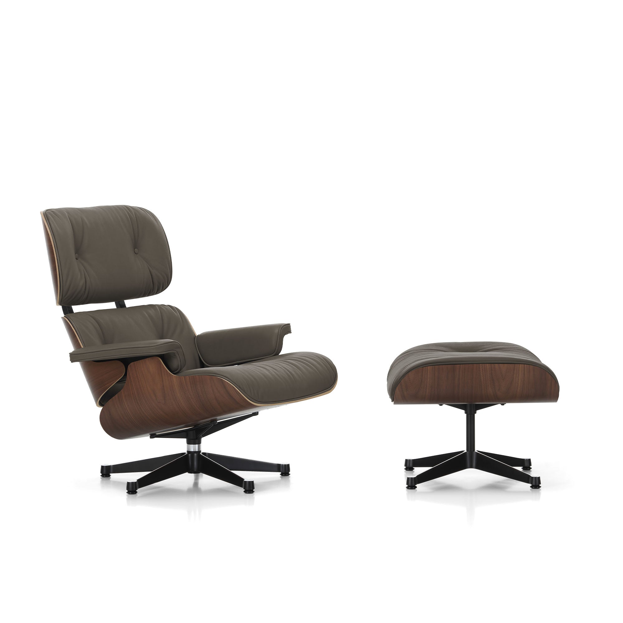 Eames Lounge Chair cu Otoman, lemn de nuc băițuit și bază satinată cu laterale negre