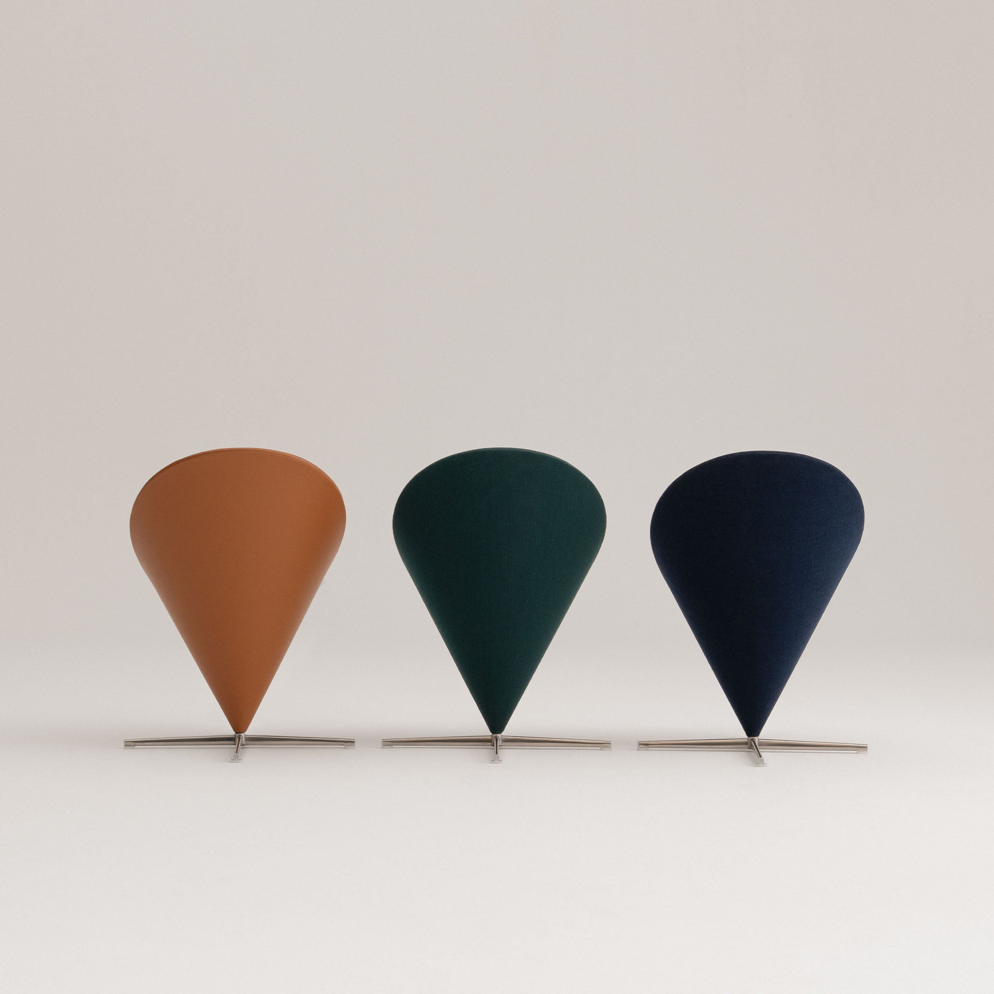 Cone Chair fotoliu