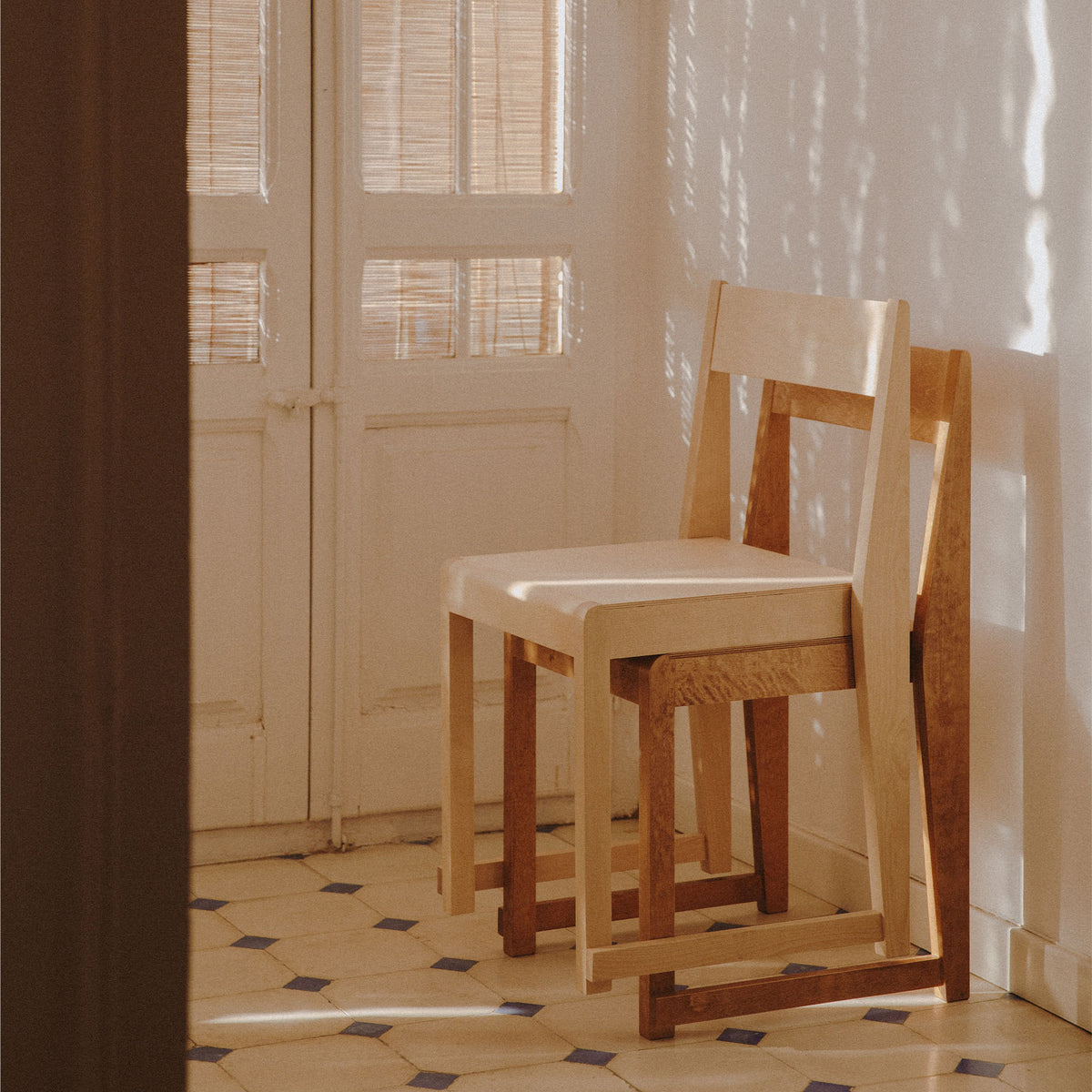 Chair 01, scaun din lemn
