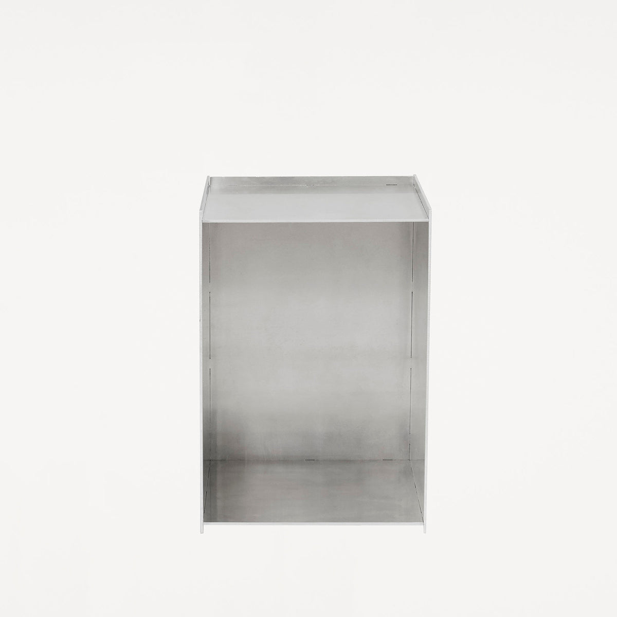 Rivet Box Table Aluminium, măsuță ocazională