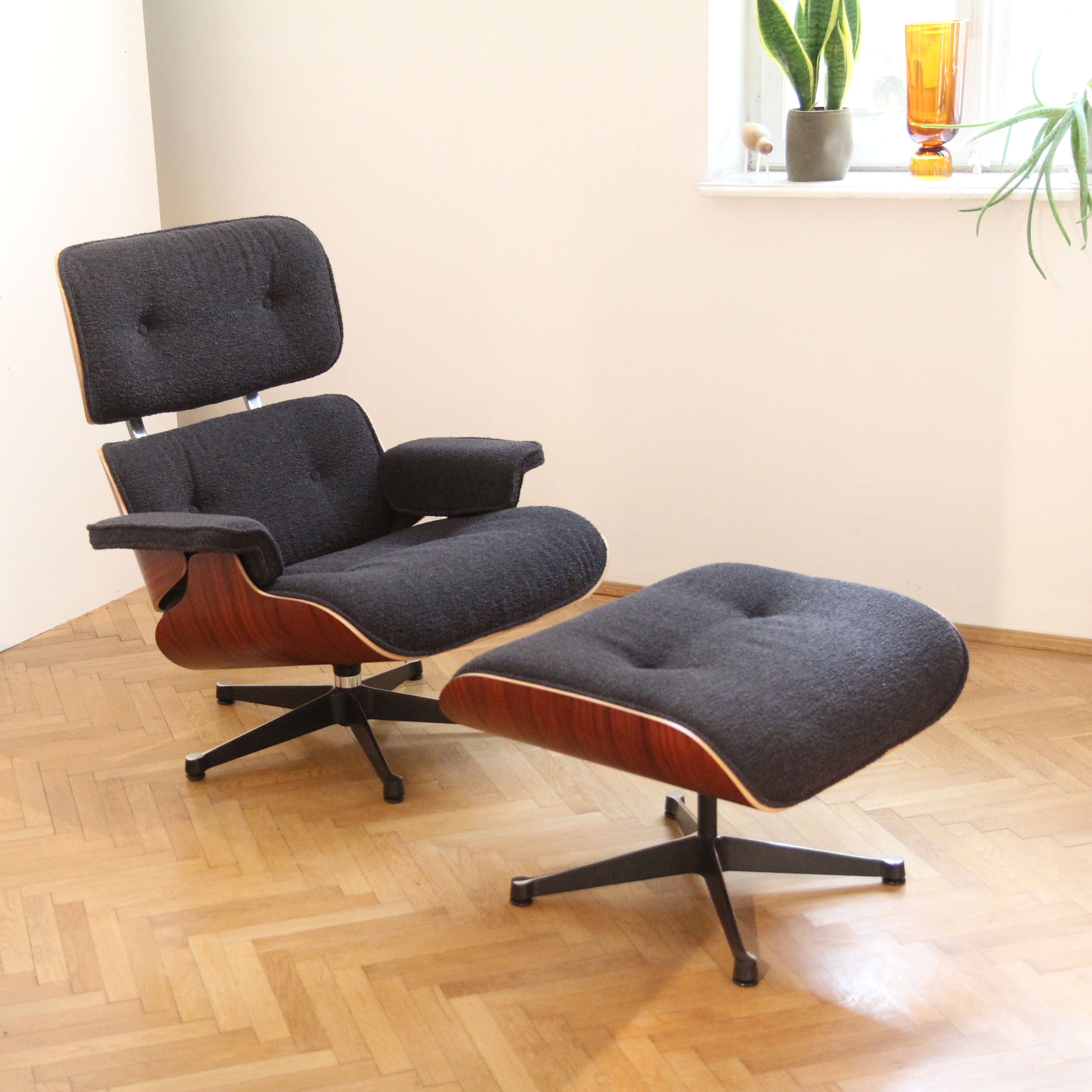 Eames Lounge Chair Textile cu Otoman