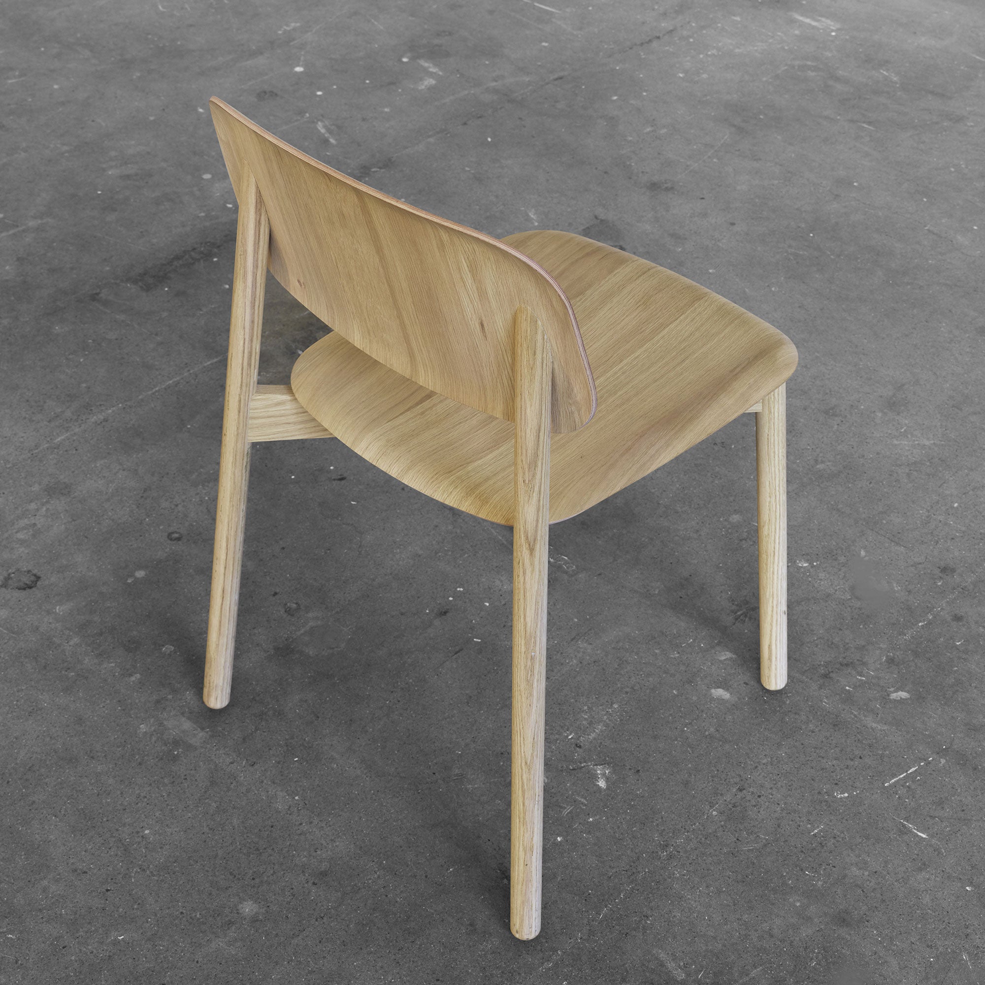Soft Edge 60 scaun din lemn