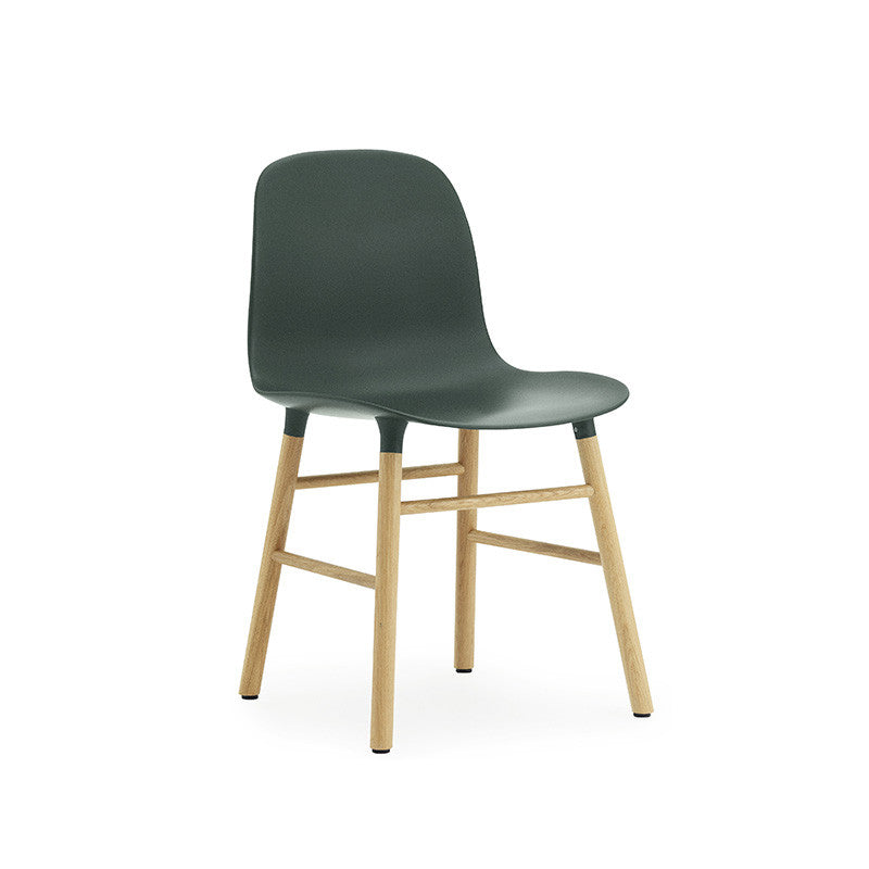 Form, scaun de dining produs de Normann Copenhagen