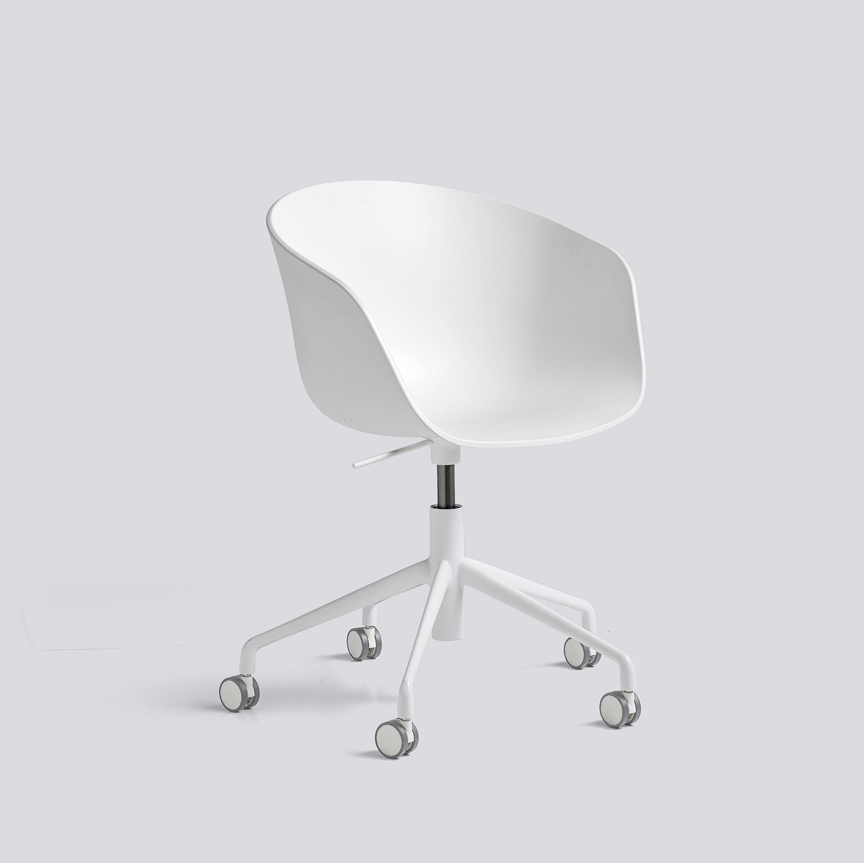 About a chair 52, un scaun de birou produs de HAY