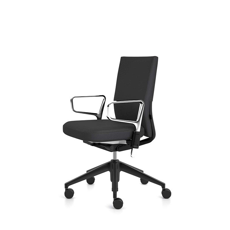 ID Soft, un scaun ergonomic, cu multiple funcționalități, produs de Vitra