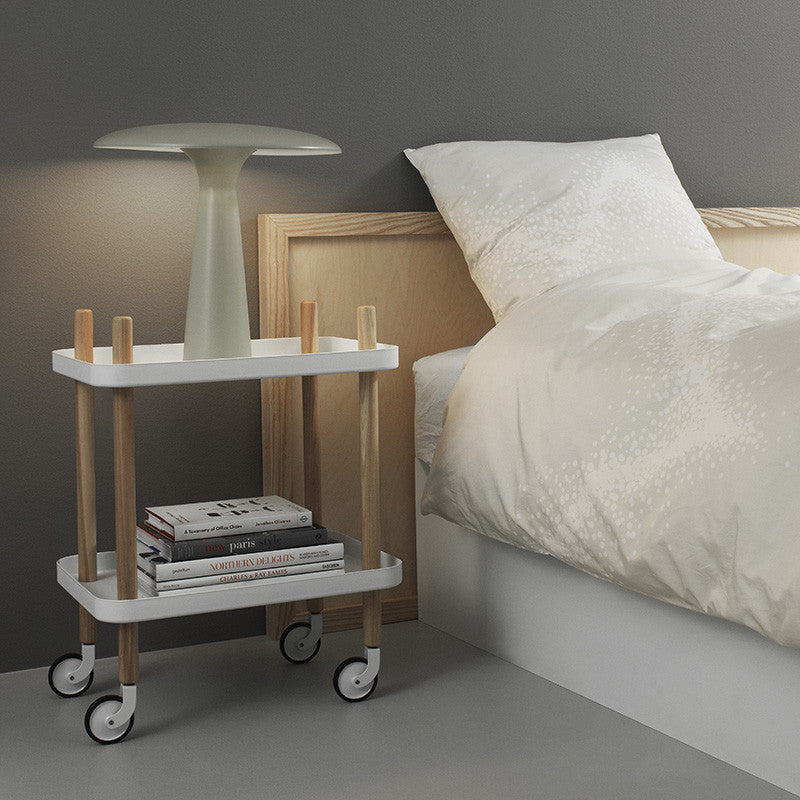 Shelter, o lampă de masă produsă de Normann Copenhagen