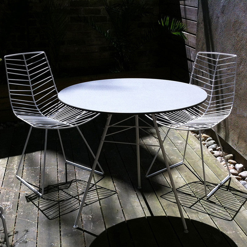 Leaf, scaunul de dining potrivit și pentru exterior, un best-seller Arper