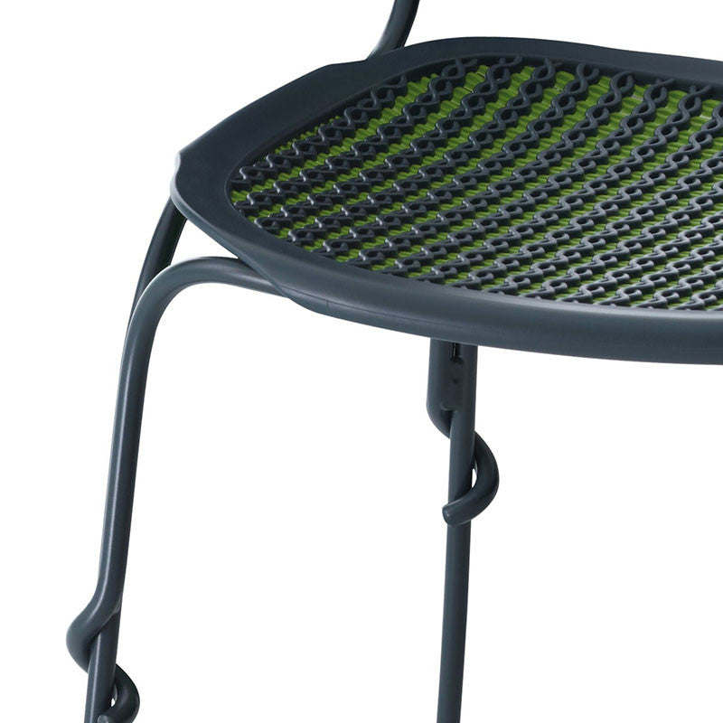 Perfect pentru terasă, scaunul Vigna produs de Magis (detaliu)
