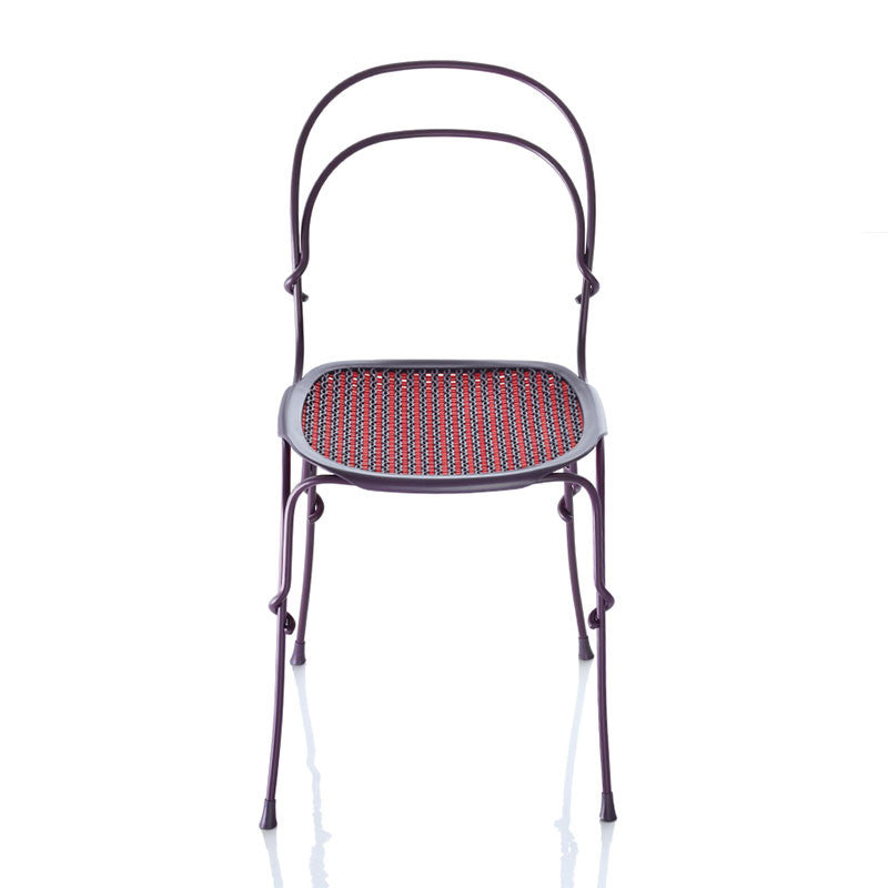 Perfect pentru terasă, scaunul Vigna produs de Magis